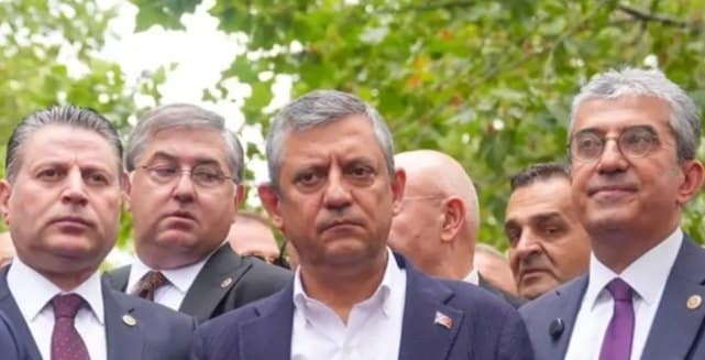 AYM Önündeki Faciadan Sonra Özgür Özel’den Sert Uyarı: “Sosyal Patlamanın Eşiğindeyiz!”